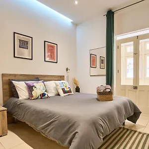 https://apt-vlt125-experience.hotelssaintjulians.com